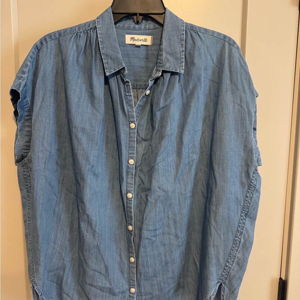 Madewell denim short sleeve button front top